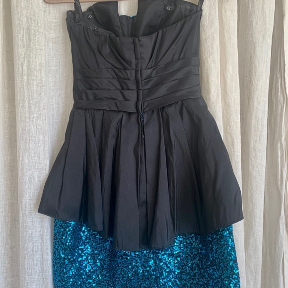 Black and turquoise sequin semi formal gown - Picture 2 of 8